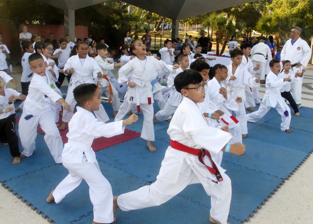 ‎Maracaibo vibró con el primer Tope Municipal de Karate Do en el Parque Urdaneta