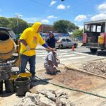 A paso acelerado marcha el paso peatonal frente a Urbe