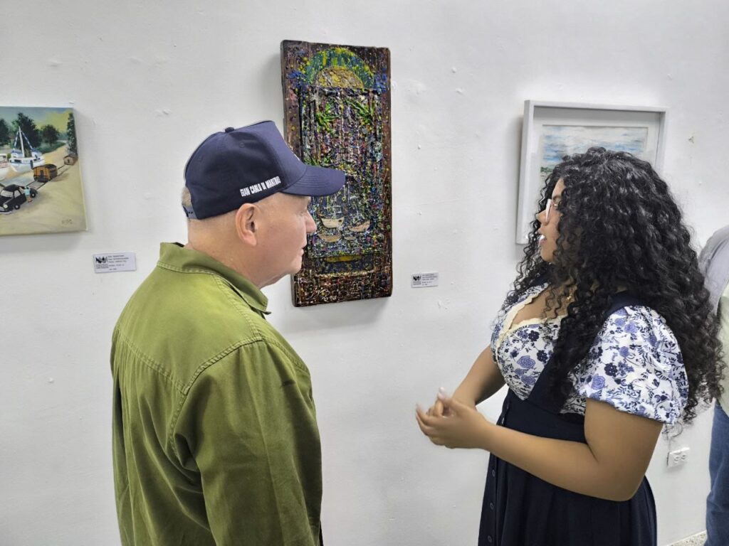 Alcaldía inauguró exposición "Maracaibo es así" y develó el mural restaurado en honor a la Chinita