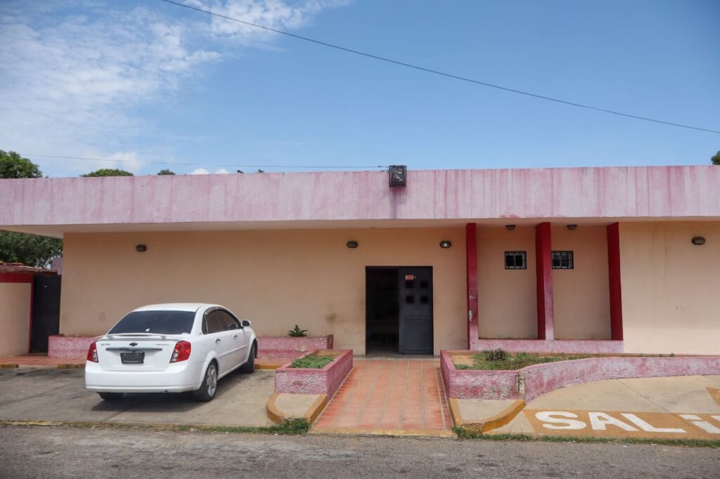 Alcaldía Bolivariana de Maracaibo climatiza CDI Guaicaipuro en Parroquia Venancio Pulgar