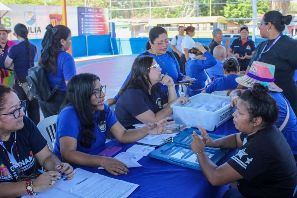 Alcaldía de Maracaibo asesoró casos de trámites internacionales en jornada por el derecho a la identidad