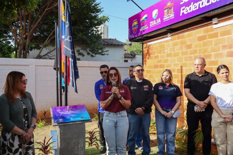 Alcaldía de Maracaibo entrega primera sede regional de robótica