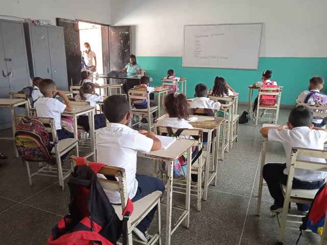 Año escolar 2026-2027 comenzará el 14 de septiembre