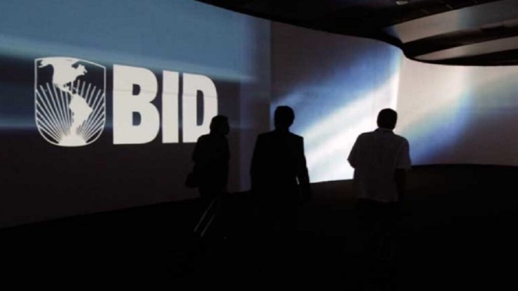 BID evalúa financiamiento de $2.500 millones para Venezuela