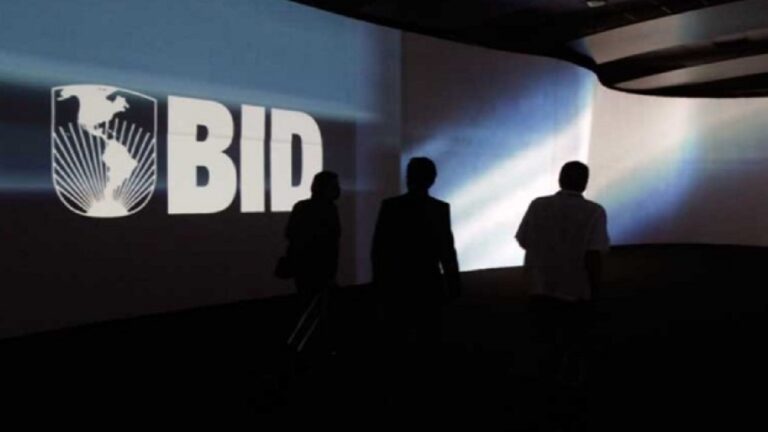 BID evalúa financiamiento de $2.500 millones para Venezuela
