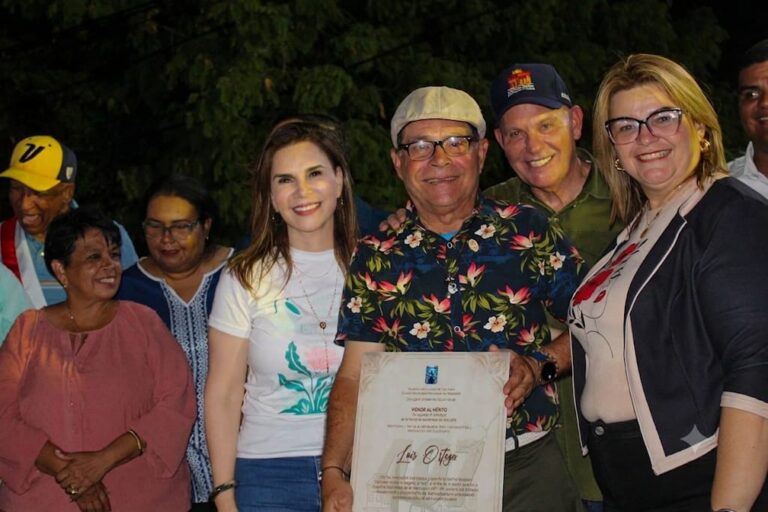Concejo Municipal de Maracaibo homenajeó a poetas, músicos, escritores y cultores populares