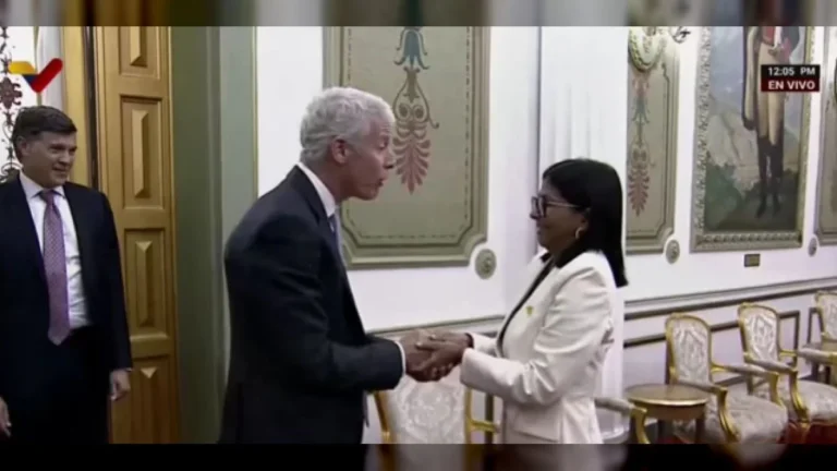 Delcy Rodríguez recibe al Secretario de Energía de EEUU en el Palacio de Miraflores