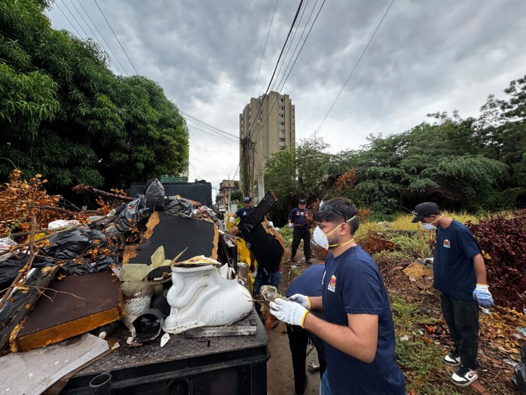 Dependencias de la Alcaldía de Maracaibo se activaron en plan dominical de embellecimiento de la ciudad