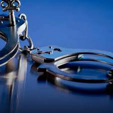 Detenida mujer acusada de encadenar a su hijo de 7 años en Trujillo