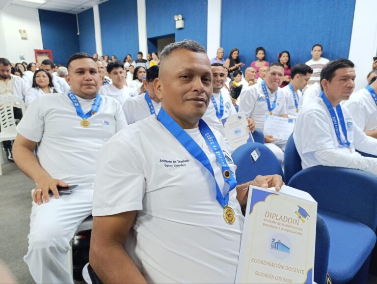 El SAHUM graduó a 119 nuevos técnicos y auxiliares