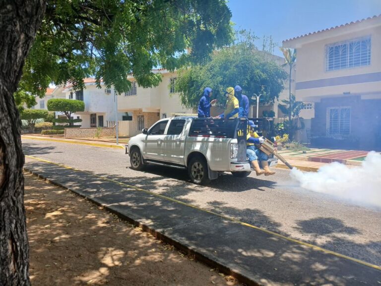 Fumigación en parroquia Coquivacoa ejecutó Alcaldía de Maracaibo