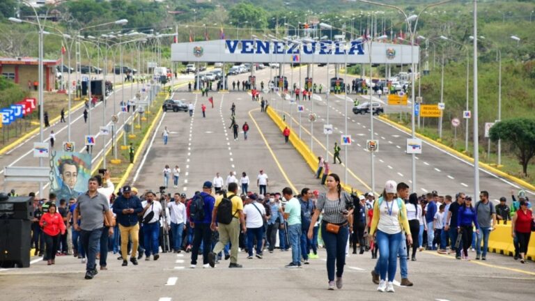 Gobierno Nacional y CAVECOL consolidan agenda para impulsar inversiones
