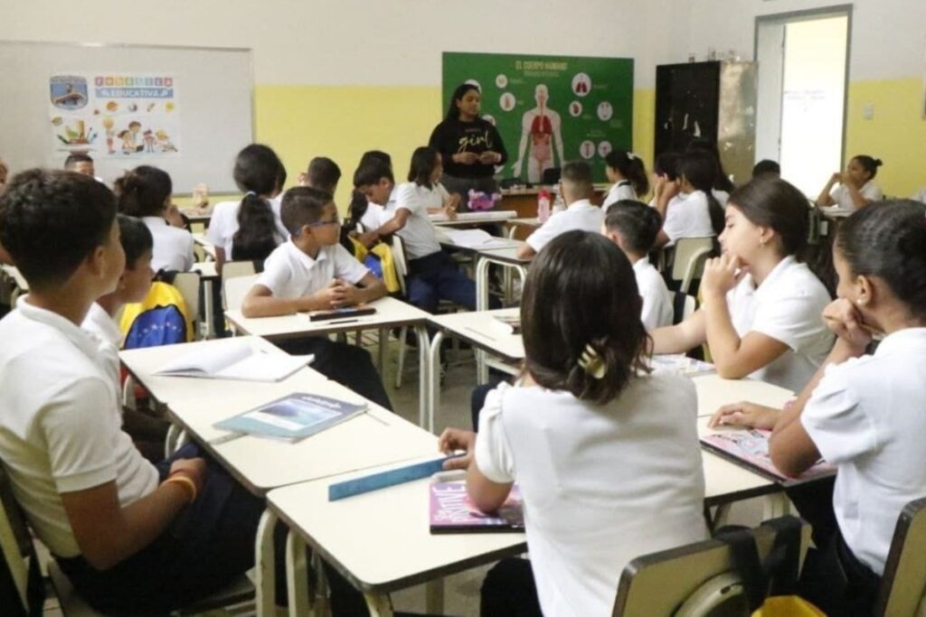 Hoy lunes 14 de septiembre comienza el nuevo año escolar 2026-2027