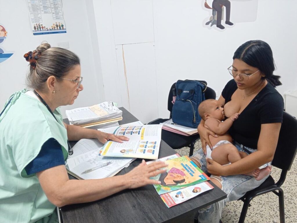 Lactancia materna: el primer diálogo entre madre e hijo