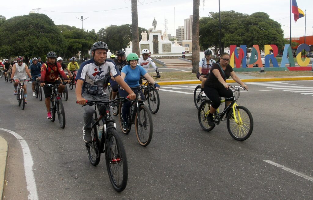 ¡Más de 300 personas participaron! Masiva rodada ciclista pone la joya de la corona en la semana aniversario de Maracaibo