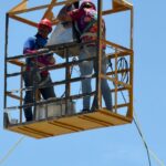 Quedó instalada nueva punta del Obelisco de la Plaza de la República