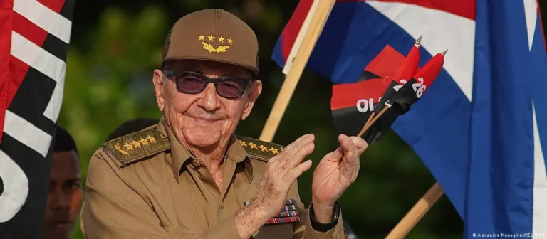 Raúl Castro reaparece tras nuevos rumores sobre su muerte