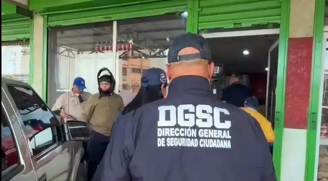 Sundde y Polimaracaibo sancionan comercio tras denuncia