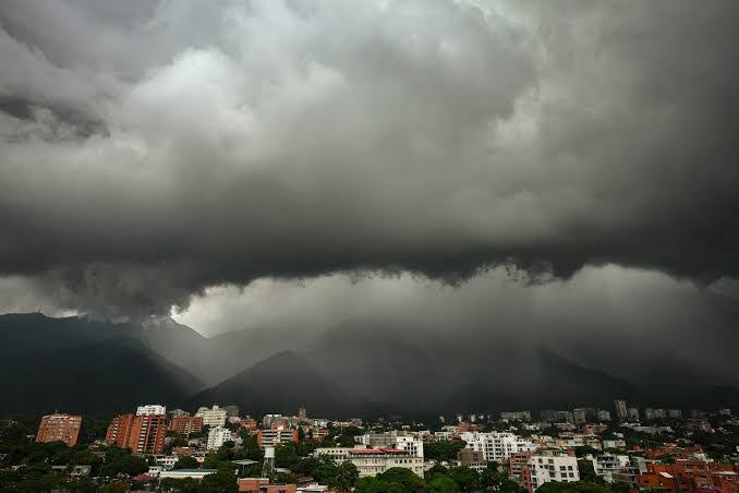 INAMEH prevé lluvias y actividad eléctrica en varias regiones de Venezuela