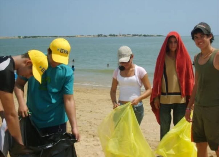 Hoy se conmemora el Día Mundial de las Playas con jornadas de limpieza y recuperación ambiental