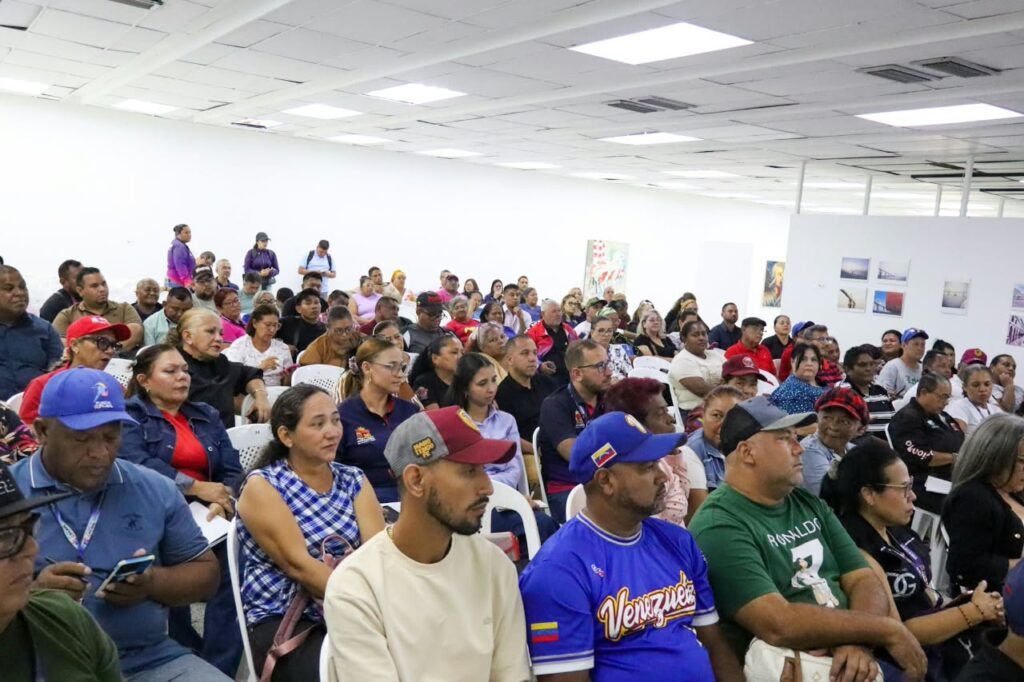125 comunas de Maracaibo afinan participaciòn en Consulta Popular 18Oct