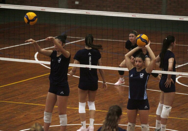 Argentina y Bolivia arriban a Maracaibo para el Suramericano de Voleibol Femenino U19