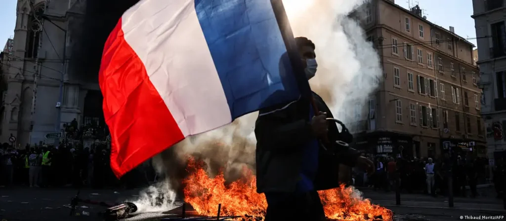 Francia prepara un gran despliegue policial ante posibles disturbios