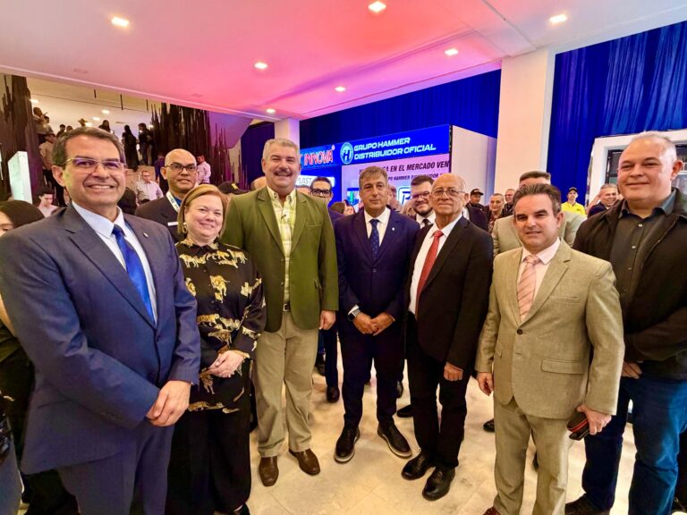 Gobernador Luis Caldera acompañó la inauguración de la Expo Partes 2026 destacando el crecimiento del sector empresarial en el Zulia