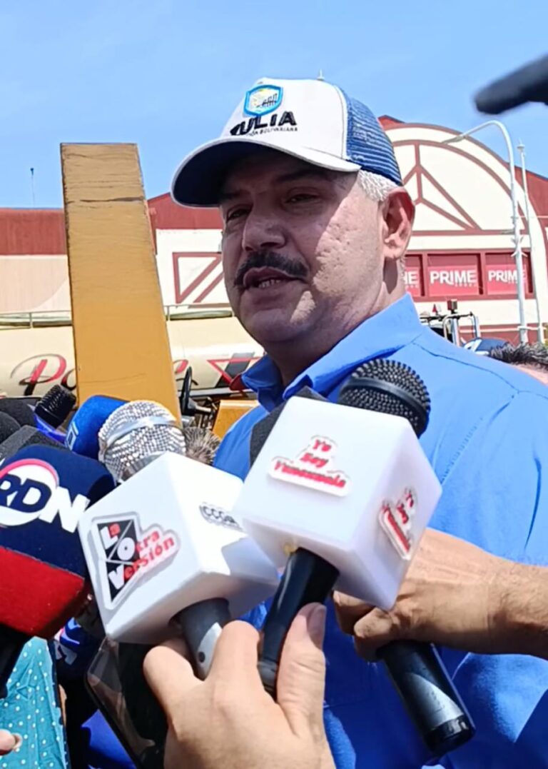 Gobernador Luis Caldera despliega plan de vialidad en el casco central de Maracaibo con 11 mil toneladas de asfalto
