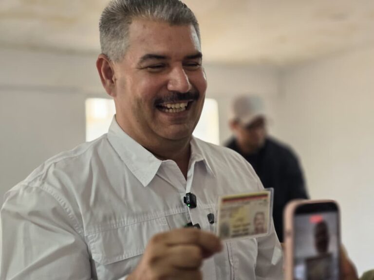 Gobernador Luis Caldera destaca importancia de la Consulta Popular e invita al pueblo participar activamente