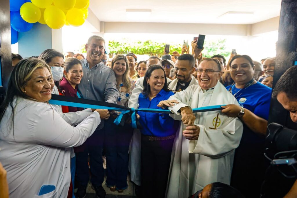 Gobernador Luis Caldera entrega rehabilitado el Hospital III Dr. Darío Suárez Ocando del municipio Valmore Rodríguez