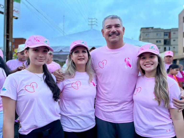 Gobernador Luis Caldera y Primera Dama acompañan la XXVI Caminata por la Vida de Famac