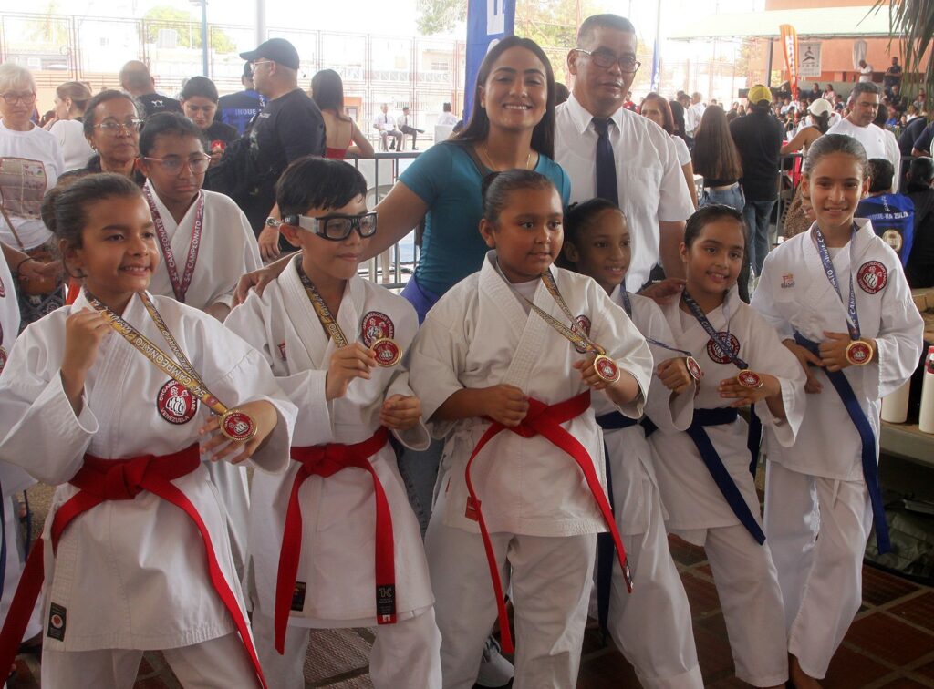 IMDEPREC brilla con oro y plata en el 54º Campeonato Nacional de Karate Do Tanabe Venezuela