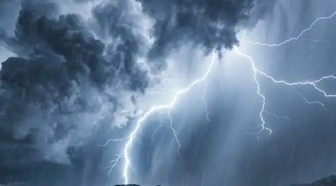 INAMEH pronostica para este domingo lluvias dispersas y descargas eléctricas en varias regiones del país