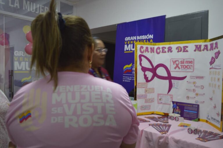 Inicia Mes Rosa con jornadas de atención a las mujeres en la Maternidad Dr. Armando Castillo Plaza