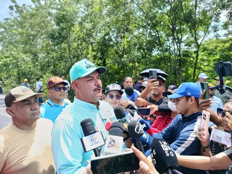 Inicia plan de asfaltado en la carretera Falcón-Zulia con la recuperación de 27 kilómetros