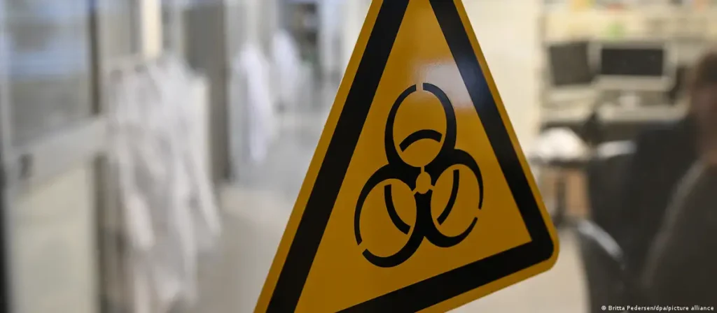 Sospecha de peste pulmonar en Siberia hace cerrar hospitales
