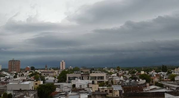INAMEH pronostica nubosidad variable y lluvias aisladas para las próximas seis horas