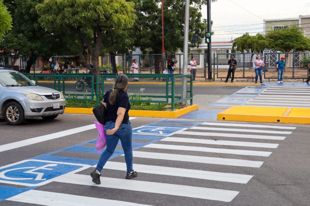 ‎Alcaldía de Maracaibo reinaugura paso peatonal frente al Sambil